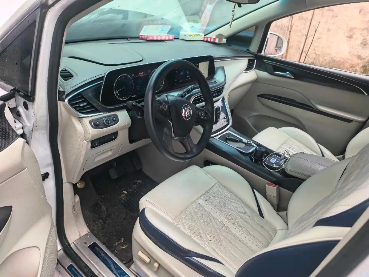 2020 Buick GL8 2.0T 237HP L4 9AT,autocango,china used car exporter,china ev exporter,chinese used car exporter,chinese used ev exporter