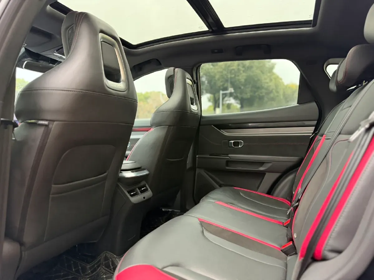 2022 Jetour DASHING 1.6T 197HP L4 7DCT,autocango,china used car exporter,china ev exporter,chinese used car exporter,chinese used ev exporter