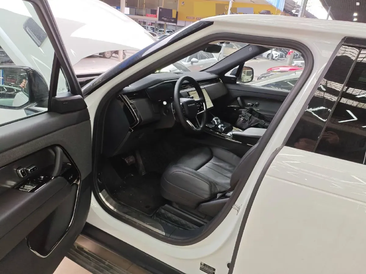 2024 Land Rover Range Rover Sport 3.0T 360HP L6 8AT,autocango,china used car exporter,china ev exporter,chinese used car exporter,chinese used ev exporter