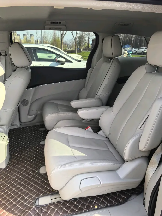 2020 Buick GL8 2.0T 237HP L4 9AT,autocango,china used car exporter,china ev exporter,chinese used car exporter,chinese used ev exporter