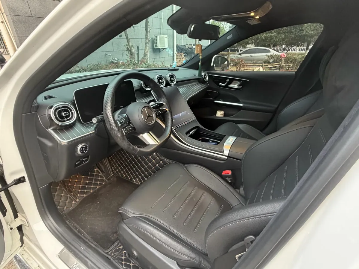 2024 Mercedes-Benz C Class 1.5T 204HP L4 9AT,autocango,china used car exporter,china ev exporter,chinese used car exporter,chinese used ev exporter