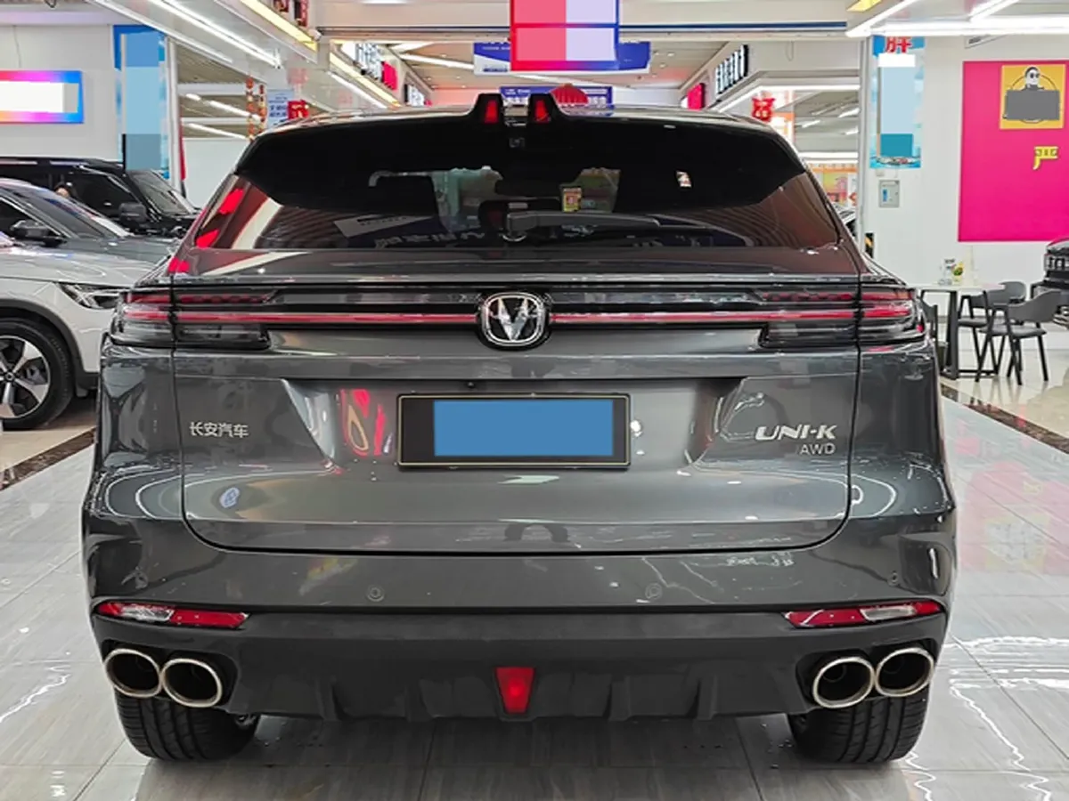 2023 ChangAn UNI-K 2.0T 233HP L4 8AT,autocango,china used car exporter,china ev exporter,chinese used car exporter,chinese used ev exporter