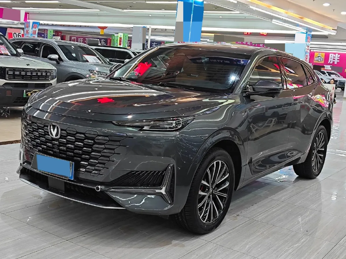 2023 ChangAn UNI-K 2.0T 233HP L4 8AT,autocango,china used car exporter,china ev exporter,chinese used car exporter,chinese used ev exporter