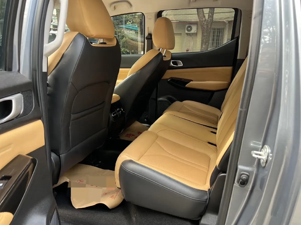 2023 ChangAn LanTuoZhe 2.0T 233HP L4 8AT,autocango,china used car exporter,china ev exporter,chinese used car exporter,chinese used ev exporter