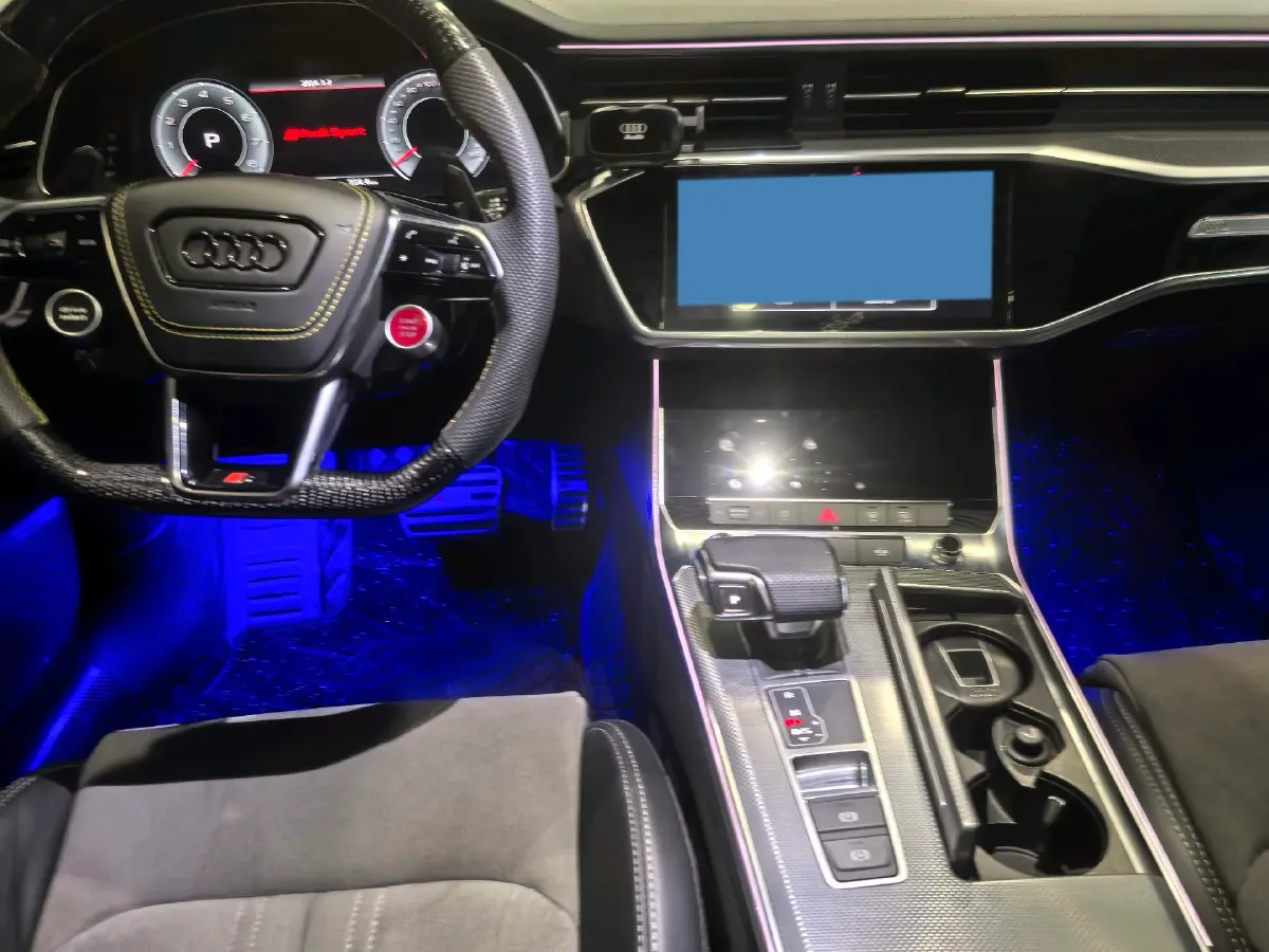 2021 Audi A6L 2.0T 224HP L4 7DCT,autocango,china used car exporter,china ev exporter,chinese used car exporter,chinese used ev exporter