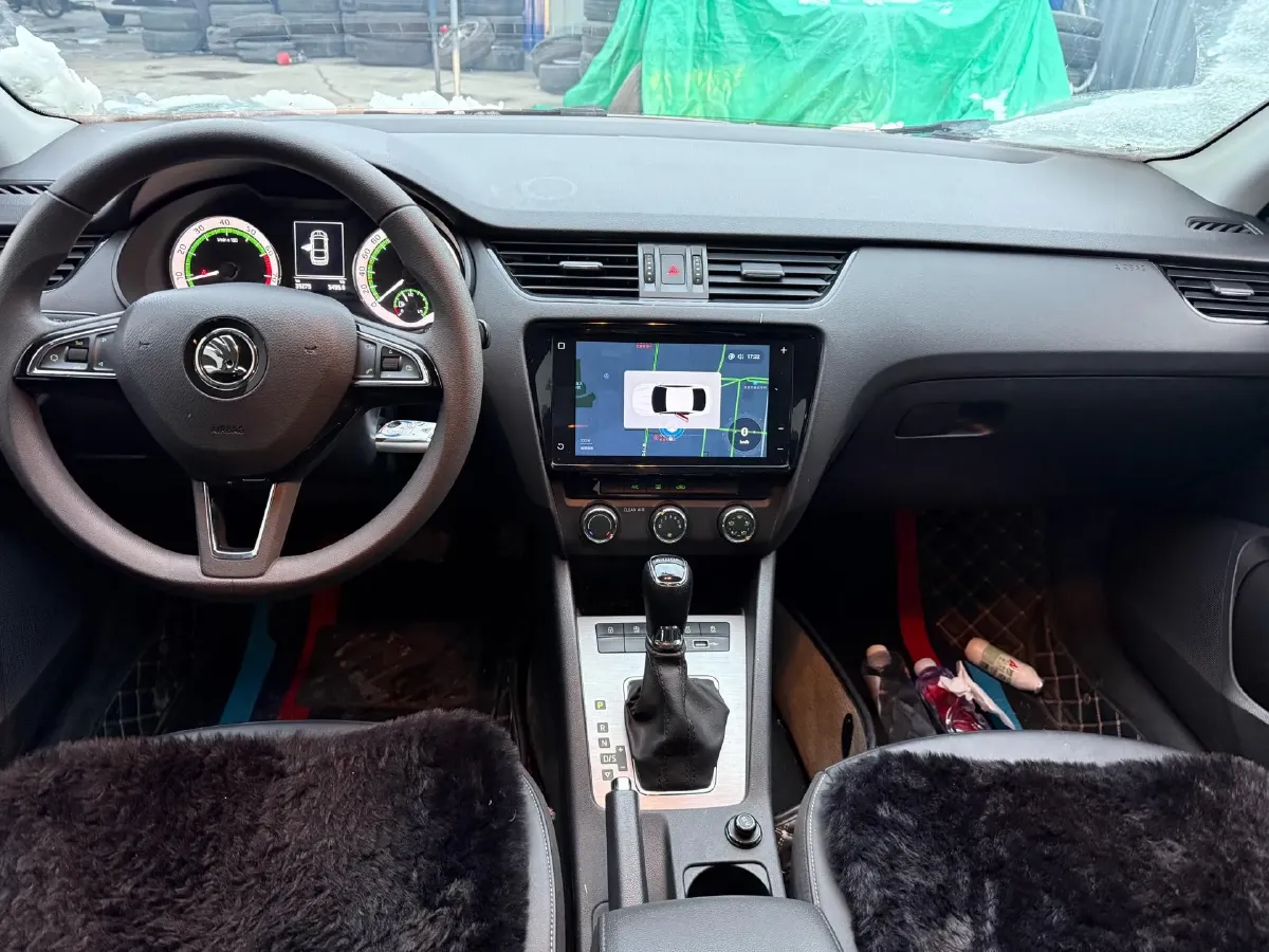 2022 Skoda Octavia 1.5L 113HP L4 6AT,autocango,china used car exporter,china ev exporter,chinese used car exporter,chinese used ev exporter