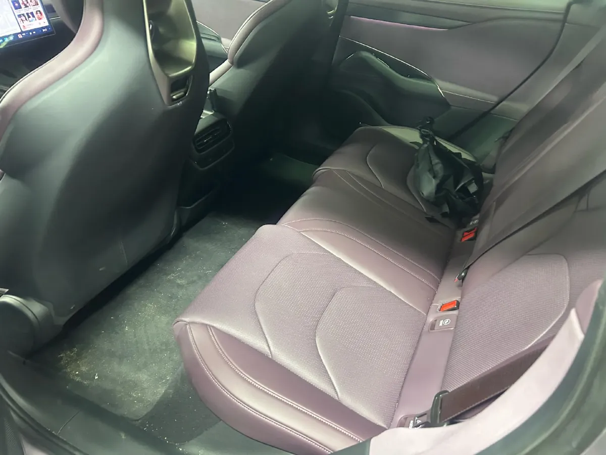 2024 MI SU7 BEV 101KWH,autocango,china used car exporter,china ev exporter,chinese used car exporter,chinese used ev exporter