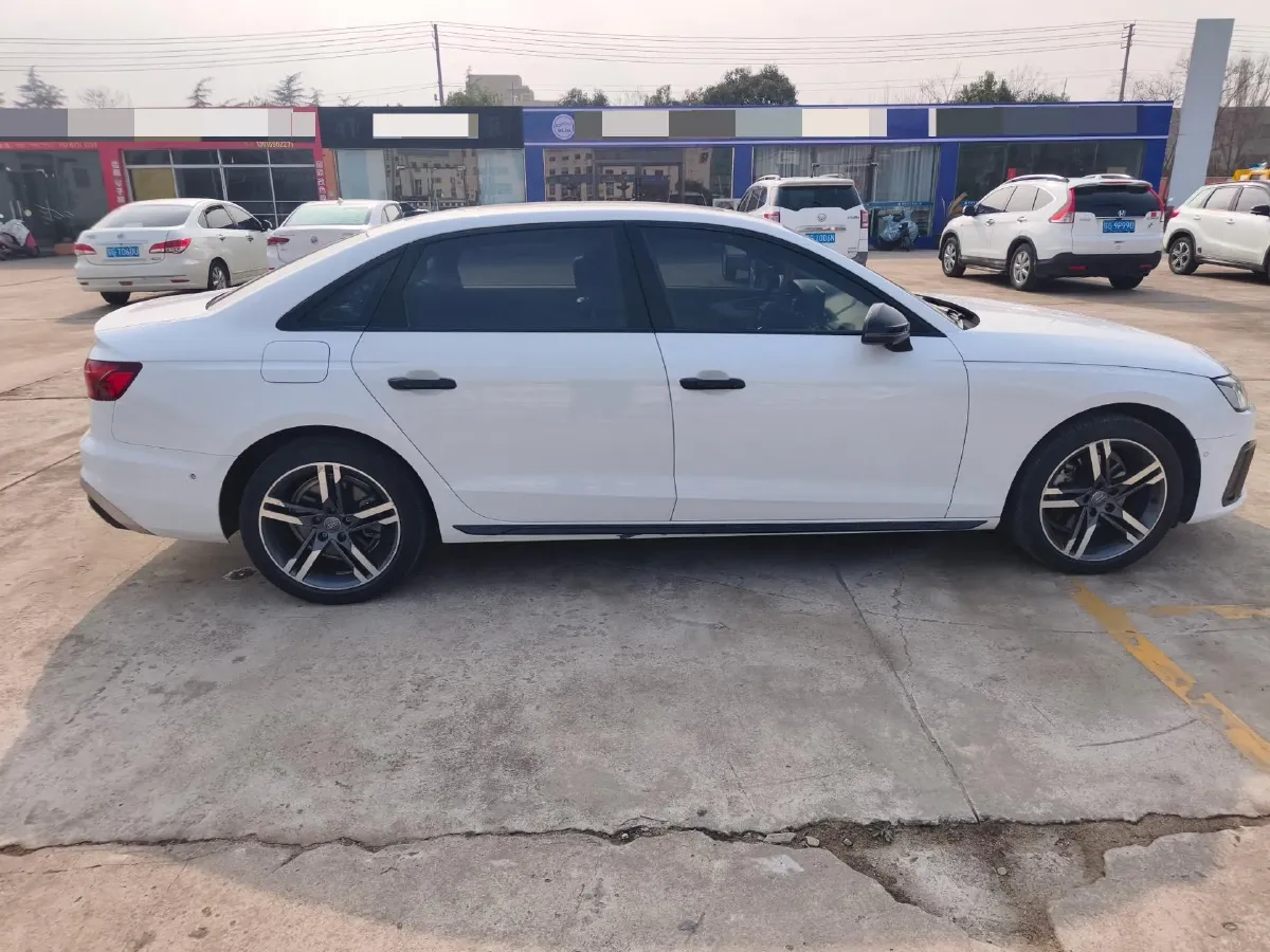 2020 Audi A4L 2.0T 190HP L4 7DCT,autocango,china used car exporter,china ev exporter,chinese used car exporter,chinese used ev exporter