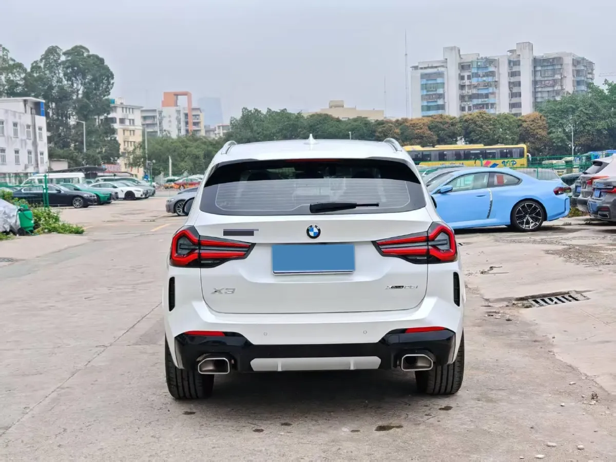 2022 BMW X3 2.0T 184HP L4 8AT,autocango,china used car exporter,china ev exporter,chinese used car exporter,chinese used ev exporter
