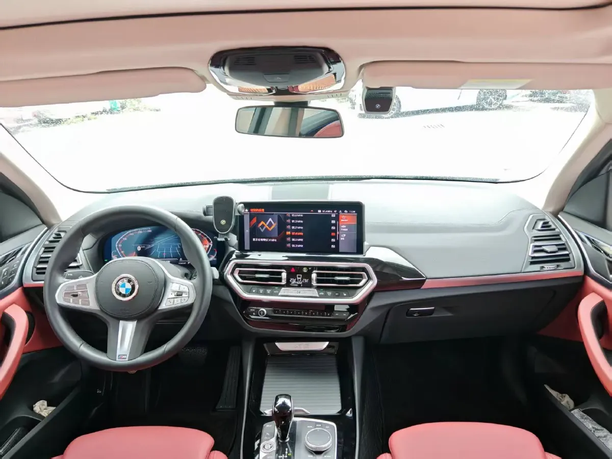 2022 BMW X3 2.0T 184HP L4 8AT,autocango,china used car exporter,china ev exporter,chinese used car exporter,chinese used ev exporter