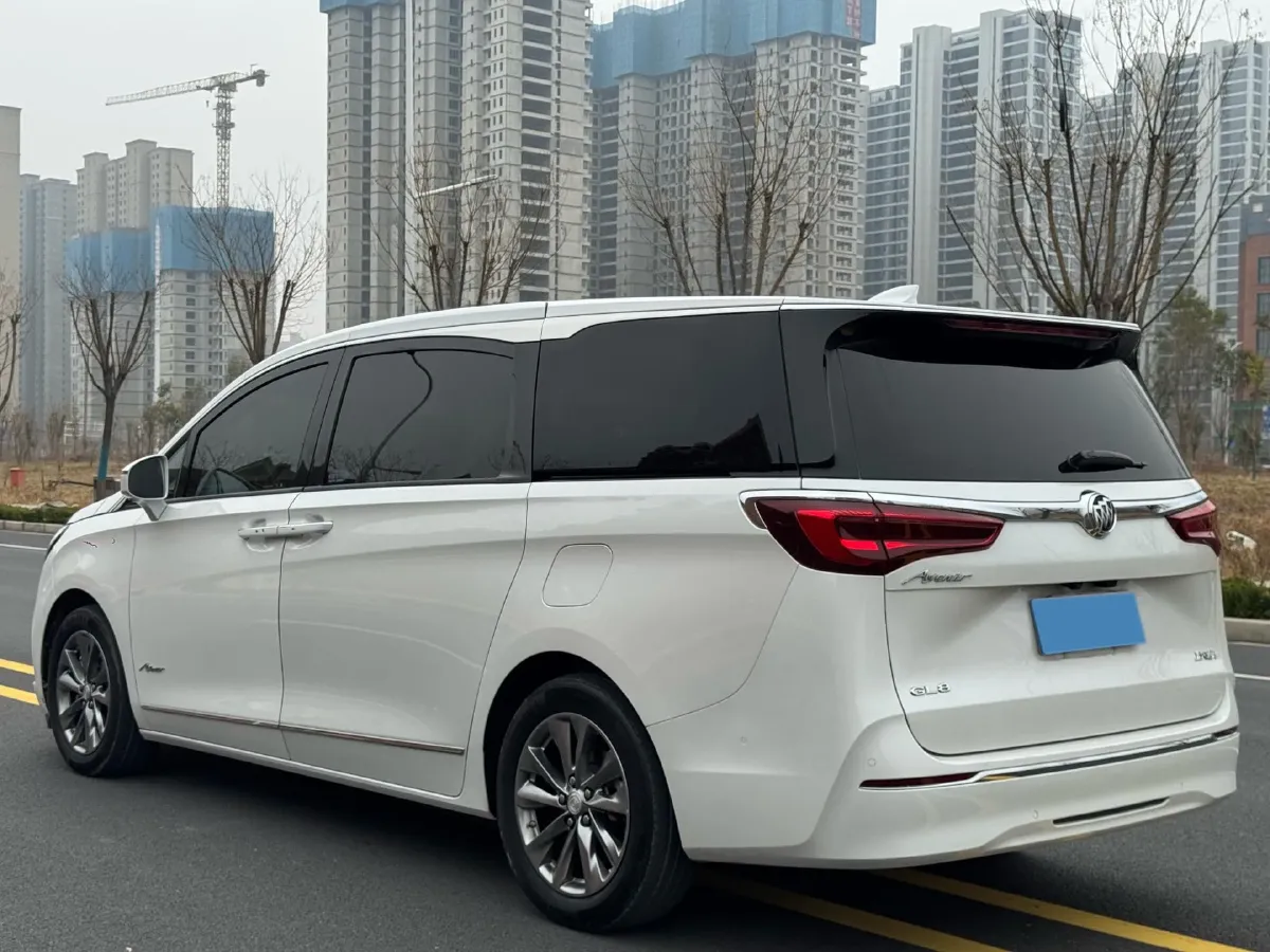 2022 Buick GL8 2.0T 237HP L4 9AT,autocango,china used car exporter,china ev exporter,chinese used car exporter,chinese used ev exporter