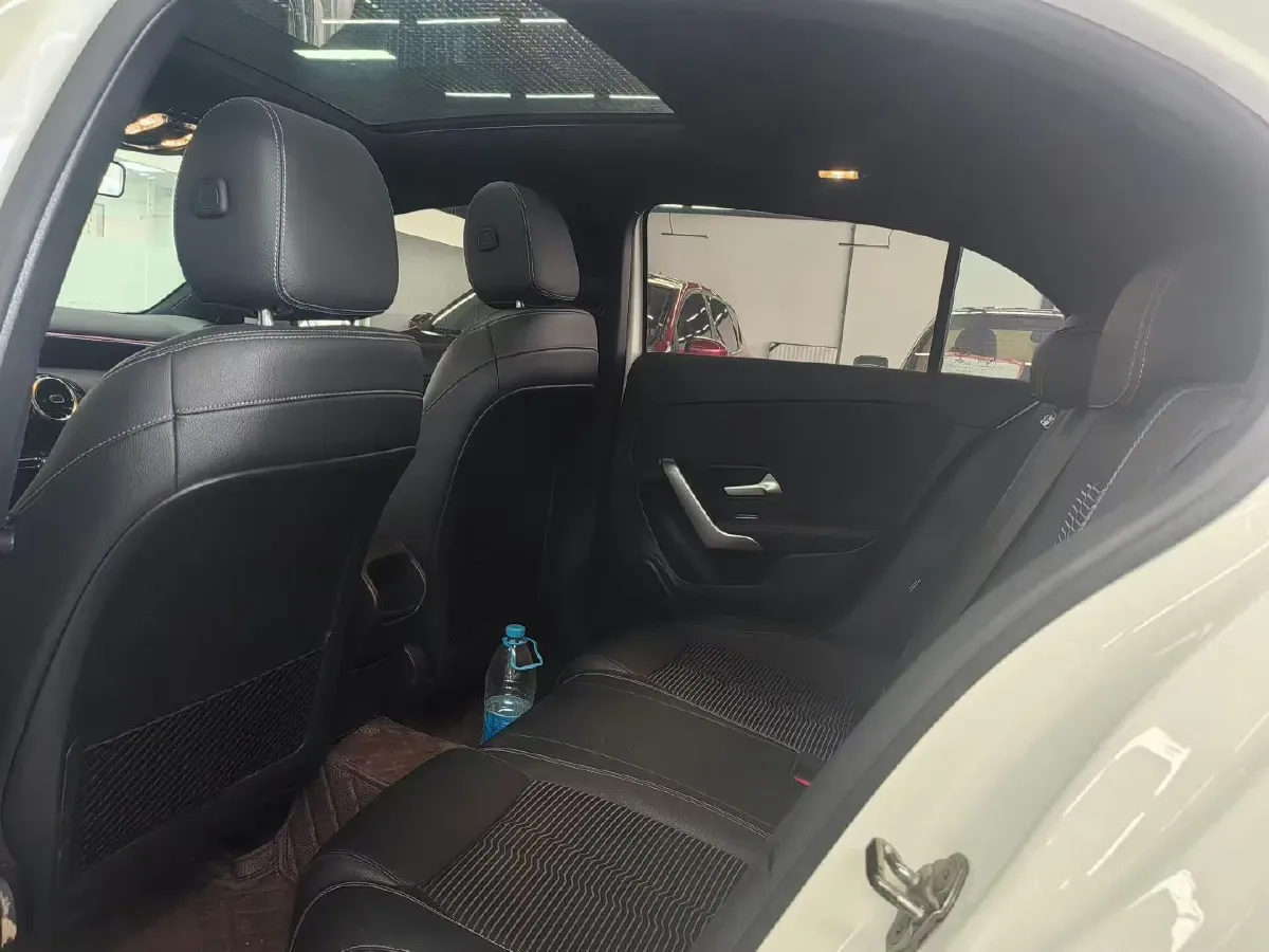 2019 Mercedes-Benz A Class 1.3T 163HP L4 7DCT,autocango,china used car exporter,china ev exporter,chinese used car exporter,chinese used ev exporter
