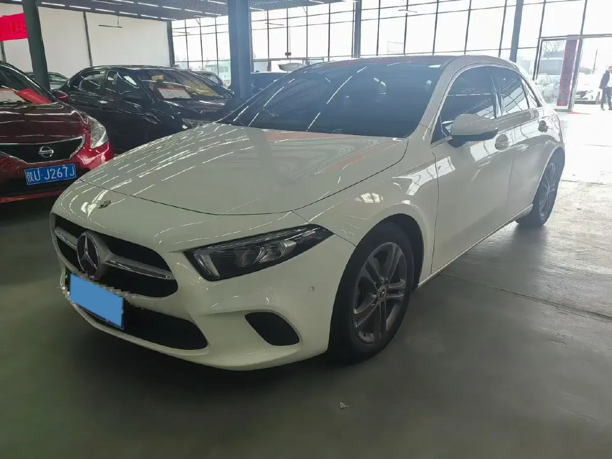 2019 Mercedes-Benz A Class 1.3T 163HP L4 7DCT,autocango,china used car exporter,china ev exporter,chinese used car exporter,chinese used ev exporter