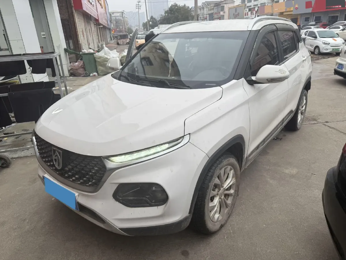 2019 BaoJun 510 1.5L 112HP L4 6MT,autocango,china used car exporter,china ev exporter,chinese used car exporter,chinese used ev exporter