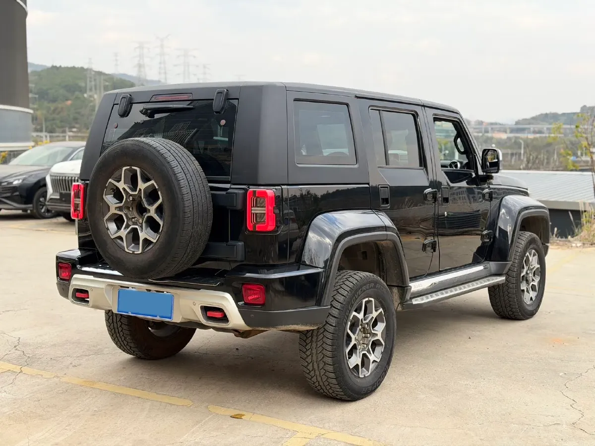 2019 Beijing BJ40 2.3T 231HP L4 6AT,autocango,china used car exporter,china ev exporter,chinese used car exporter,chinese used ev exporter