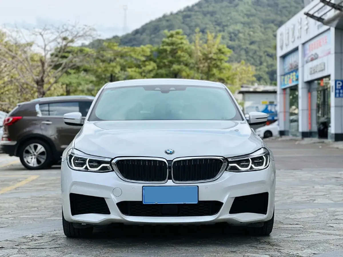 2020 BMW 6 Series GT 2.0T 258HP L4 8AT,autocango,china used car exporter,china ev exporter,chinese used car exporter,chinese used ev exporter