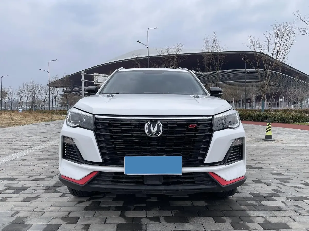 2022 ChangAn CS75 1.5T 180HP L4 7DCT,autocango,china used car exporter,china ev exporter,chinese used car exporter,chinese used ev exporter