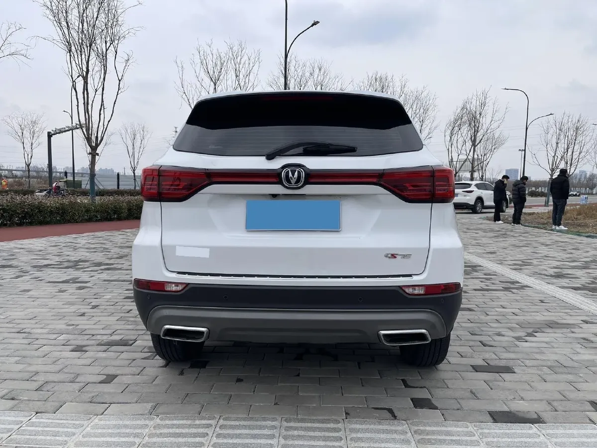 2022 ChangAn CS75 1.5T 180HP L4 7DCT,autocango,china used car exporter,china ev exporter,chinese used car exporter,chinese used ev exporter