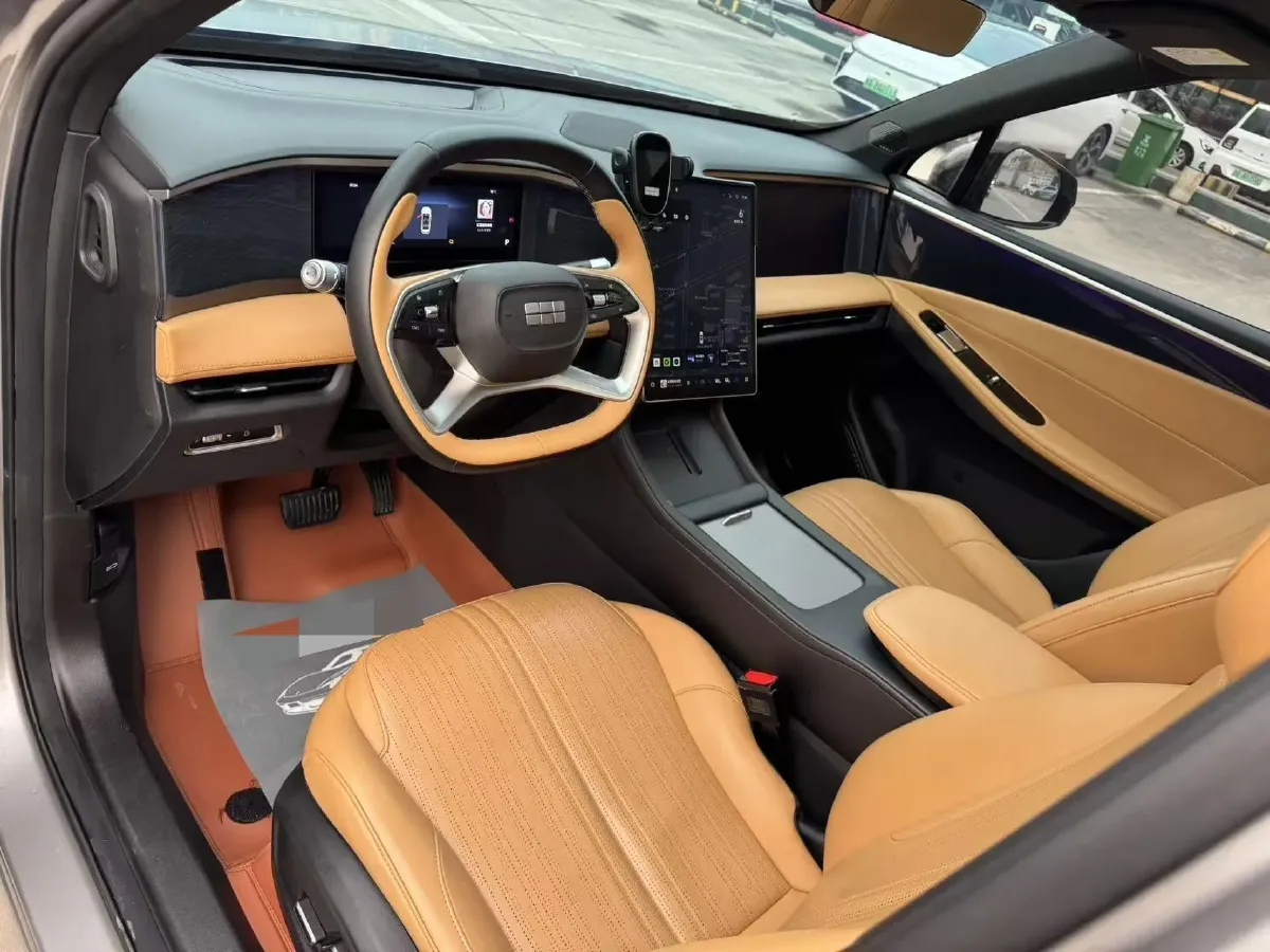 2023 Geely Galaxy L7 1.5T 163HP L4 3DHT PHEV 18.7KWH,autocango,china used car exporter,china ev exporter,chinese used car exporter,chinese used ev exporter