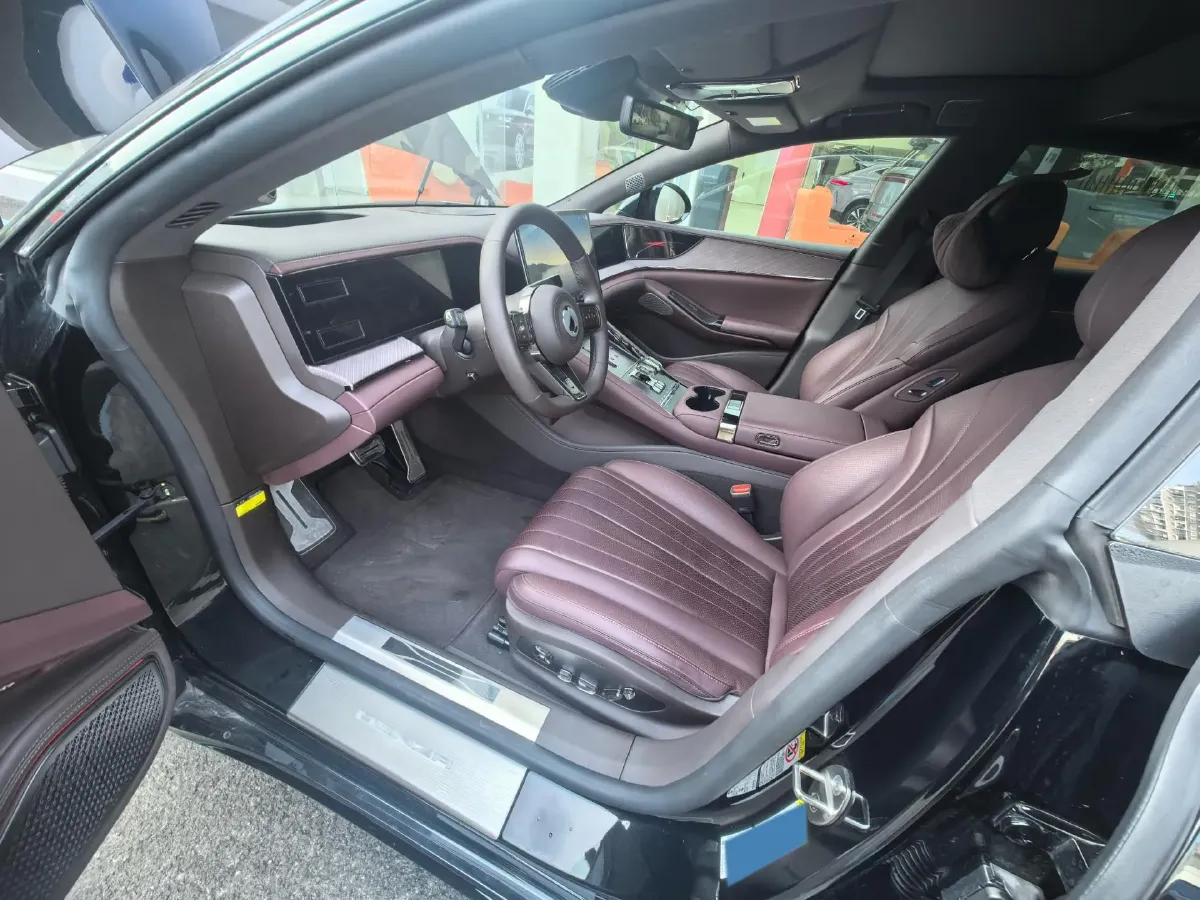 2024 Denza DenzaZ9GT 2.0T 207HP L4 E-CVT PHEV 38.5KWH,autocango,china used car exporter,china ev exporter,chinese used car exporter,chinese used ev exporter