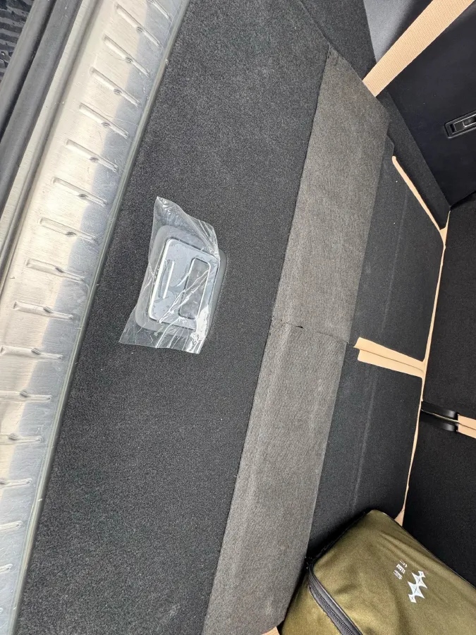 2025 FangChengBao Bao 8 2.0T 245HP L4 E-CVT PHEV 36.8KWH,autocango,china used car exporter,china ev exporter,chinese used car exporter,chinese used ev exporter