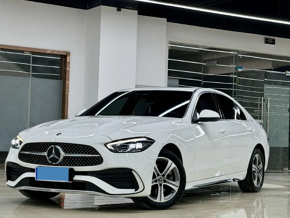 2022 Mercedes-Benz C Class 1.5T 170HP L4 9AT,autocango,china used car exporter,china ev exporter,chinese used car exporter,chinese used ev exporter