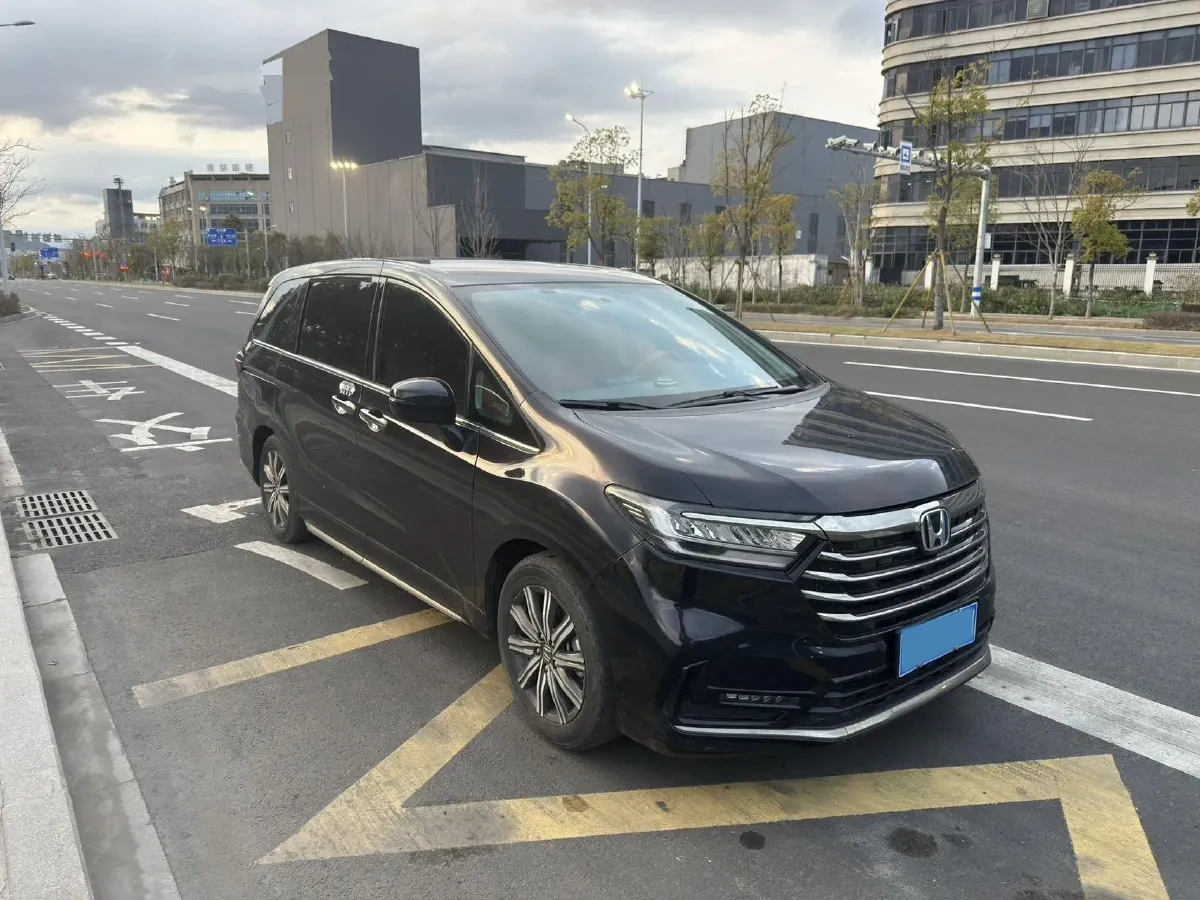 2022 Honda Odyssey 2.0L 146HP L4 E-CVT Hybrid,autocango,china used car exporter,china ev exporter,chinese used car exporter,chinese used ev exporter