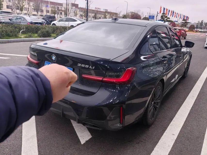 2023 BMW 3 Series 2.0T 184HP L4 8AT,autocango,china used car exporter,china ev exporter,chinese used car exporter,chinese used ev exporter