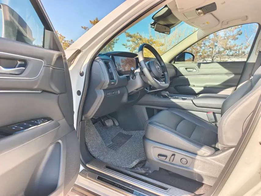 2024 Nissan Pathfinder 2.0T 252HP L4 9AT,autocango,china used car exporter,china ev exporter,chinese used car exporter,chinese used ev exporter