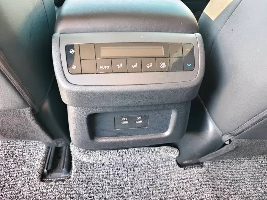 2024 Nissan Pathfinder 2.0T 252HP L4 9AT,autocango,china used car exporter,china ev exporter,chinese used car exporter,chinese used ev exporter