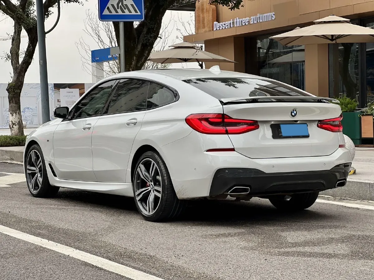2022 BMW 6 Series GT 2.0T 245HP L4 8AT,autocango,china used car exporter,china ev exporter,chinese used car exporter,chinese used ev exporter