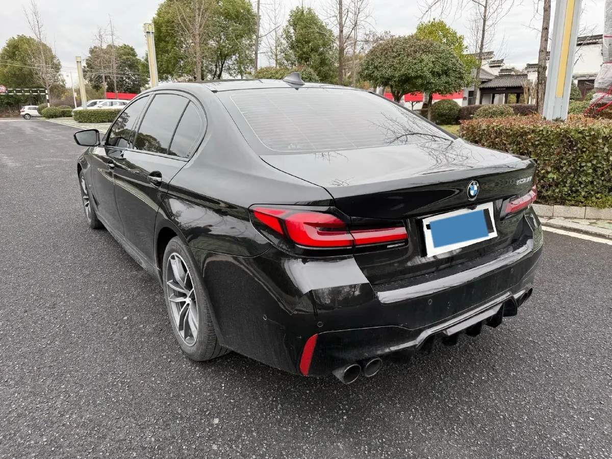 2021 BMW 5 Series 2.0T 184HP L4 8AT,autocango,china used car exporter,china ev exporter,chinese used car exporter,chinese used ev exporter