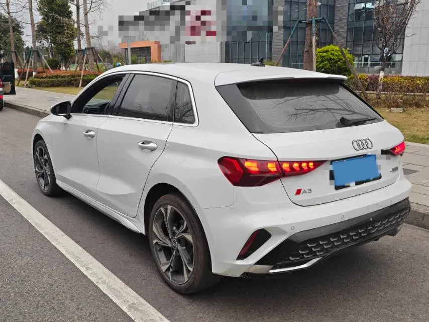 2025 Audi A3 1.5T 160HP L4 7DCT,autocango,china used car exporter,china ev exporter,chinese used car exporter,chinese used ev exporter