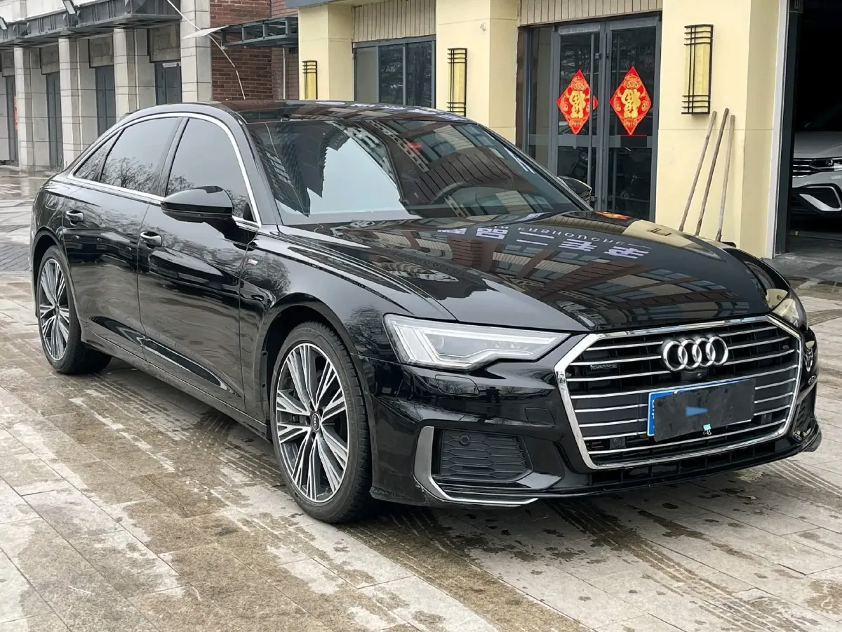 2022 Audi A6L 2.0T 224HP L4 7DCT,autocango,china used car exporter,china ev exporter,chinese used car exporter,chinese used ev exporter