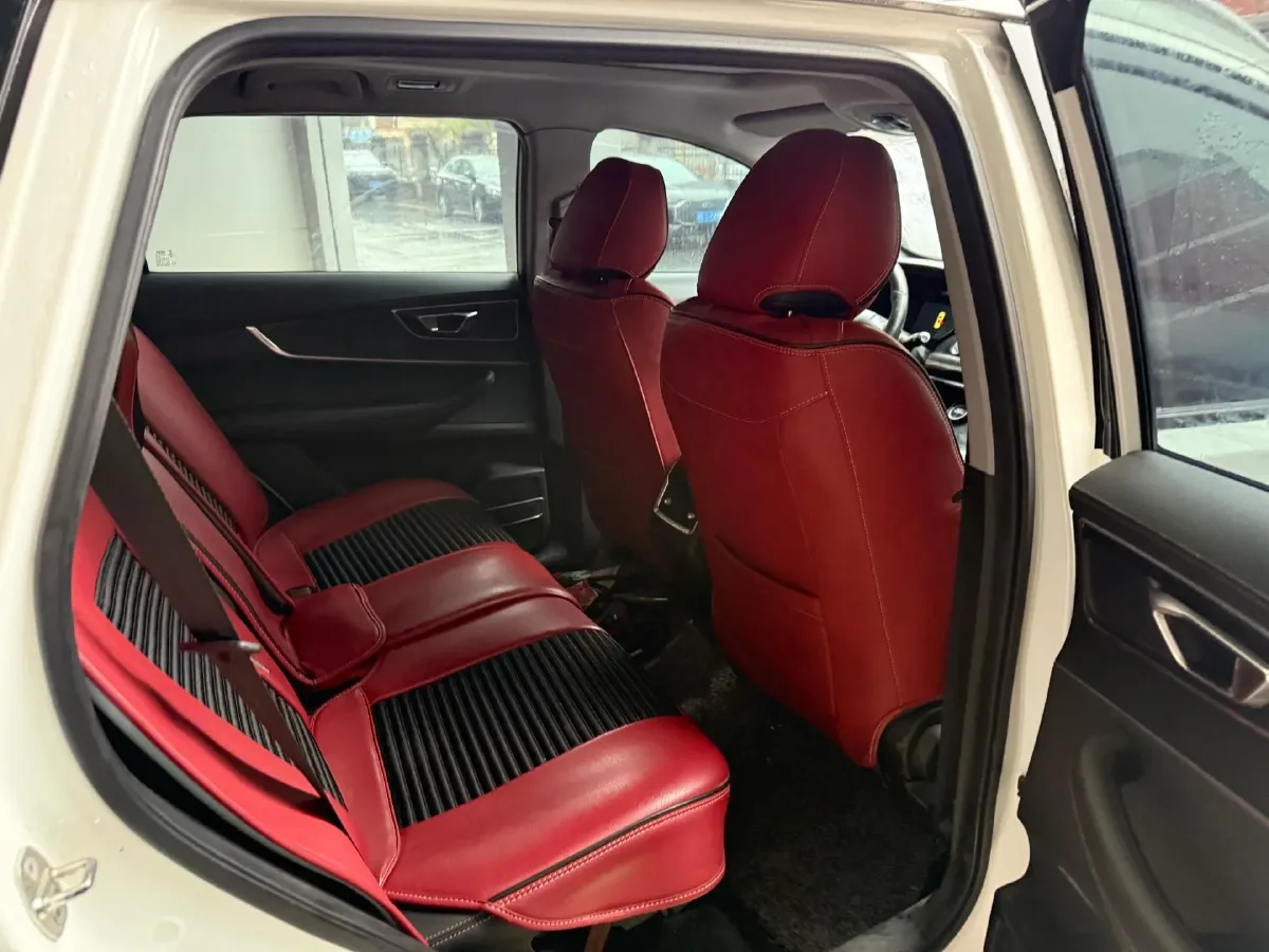 2020 Chery Tiggo 8 1.6T 197HP L4 7DCT,autocango,china used car exporter,china ev exporter,chinese used car exporter,chinese used ev exporter