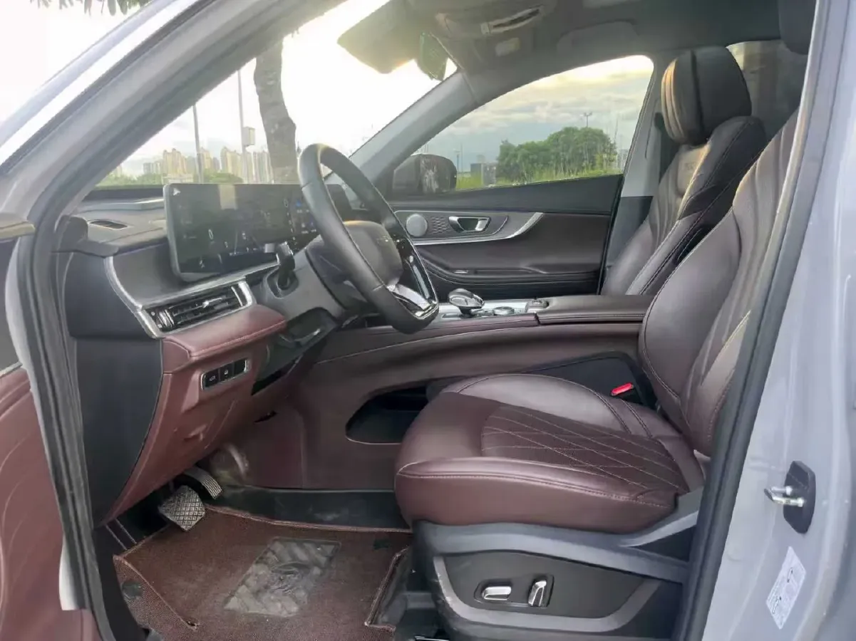 2022 Chery Tiggo 8 PRO 1.6T 197HP L4 7DCT,autocango,china used car exporter,china ev exporter,chinese used car exporter,chinese used ev exporter