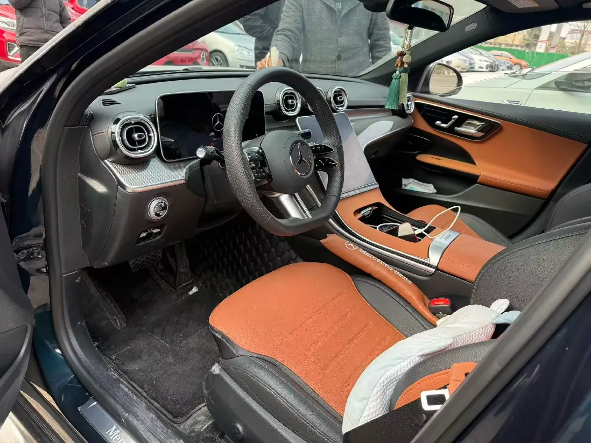 2025 Mercedes-Benz C Class 1.5T 204HP L4 9AT,autocango,china used car exporter,china ev exporter,chinese used car exporter,chinese used ev exporter