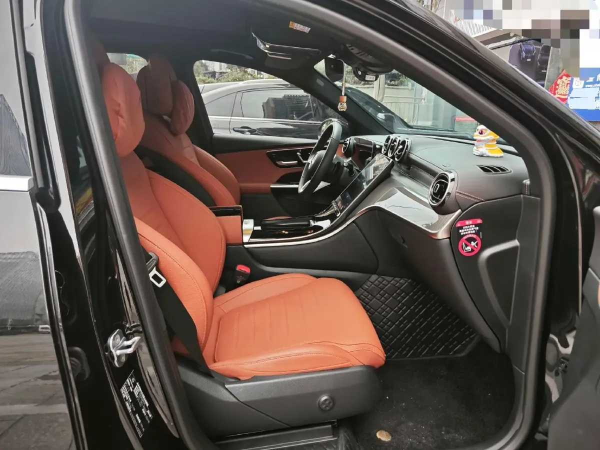 2024 Mercedes-Benz GLC Class 2.0T 204HP L4 9AT,autocango,china used car exporter,china ev exporter,chinese used car exporter,chinese used ev exporter