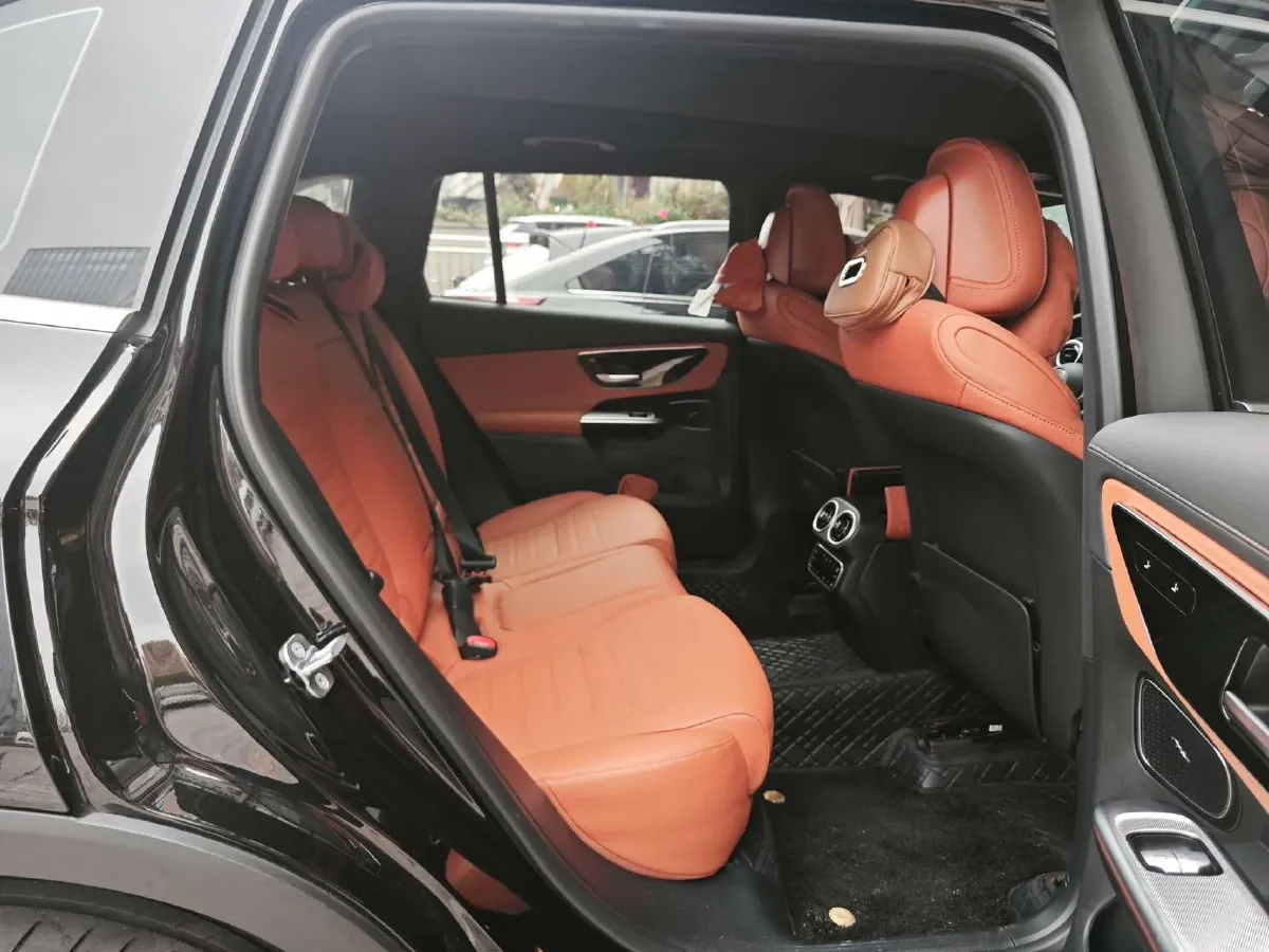 2024 Mercedes-Benz GLC Class 2.0T 204HP L4 9AT,autocango,china used car exporter,china ev exporter,chinese used car exporter,chinese used ev exporter