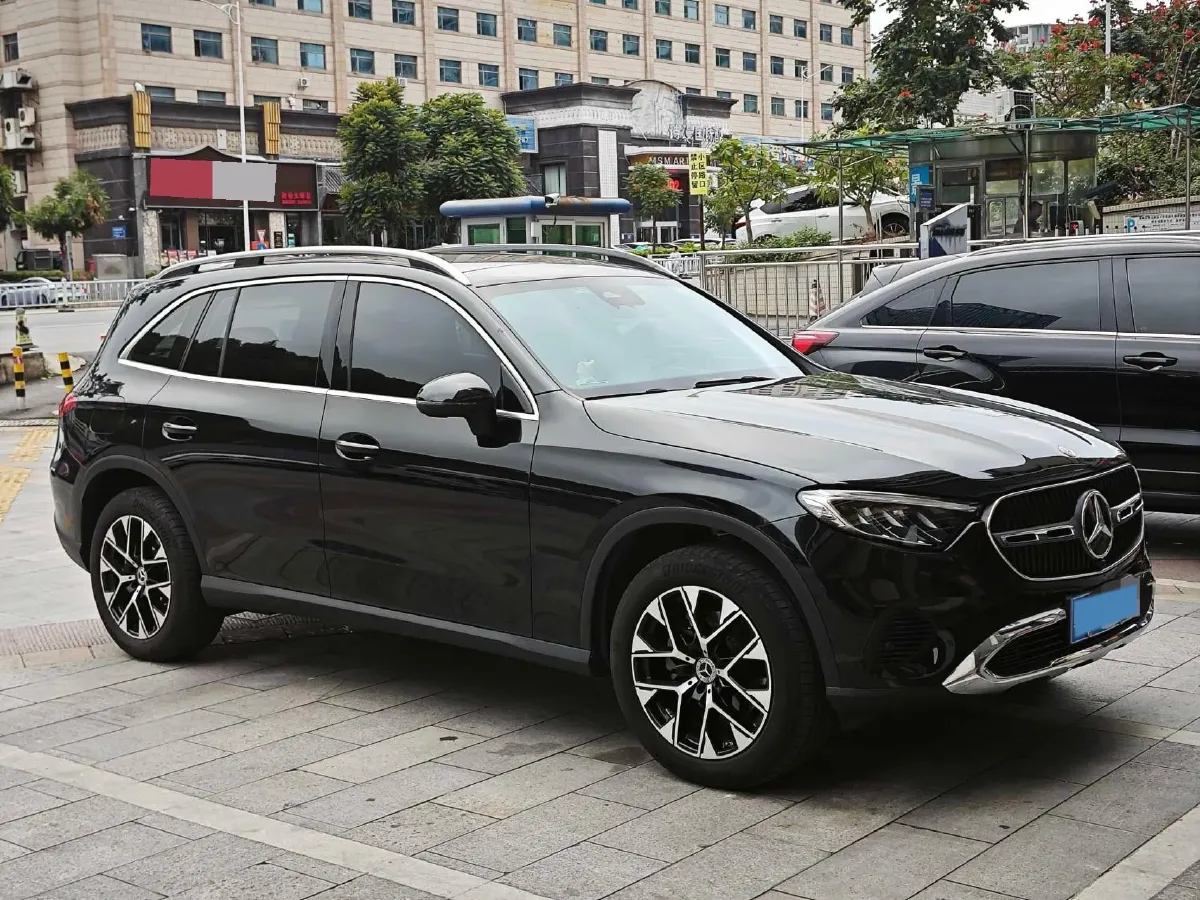 2024 Mercedes-Benz GLC Class 2.0T 204HP L4 9AT,autocango,china used car exporter,china ev exporter,chinese used car exporter,chinese used ev exporter