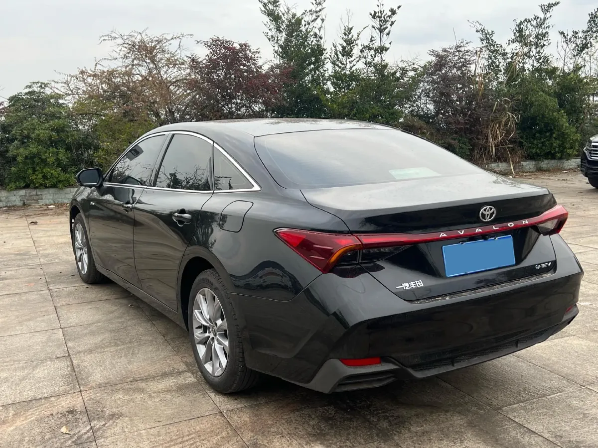 2024 Toyota Avalon 2.0L 152HP L4 E-CVT Hybrid,autocango,china used car exporter,china ev exporter,chinese used car exporter,chinese used ev exporter
