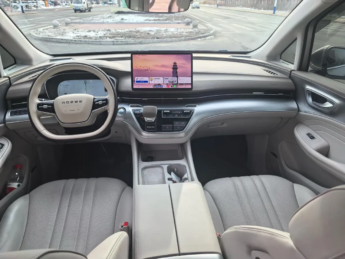 2025 Roewe iMAX8 1.5T 150HP L4 1DHT PHEV 24.7KWH,autocango,china used car exporter,china ev exporter,chinese used car exporter,chinese used ev exporter