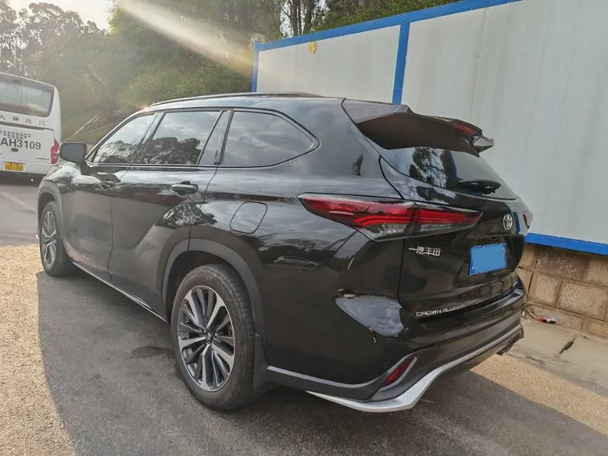 2024 Toyota Crown Kluger 2.5L 189HP L4 E-CVT Hybrid,autocango,china used car exporter,china ev exporter,chinese used car exporter,chinese used ev exporter