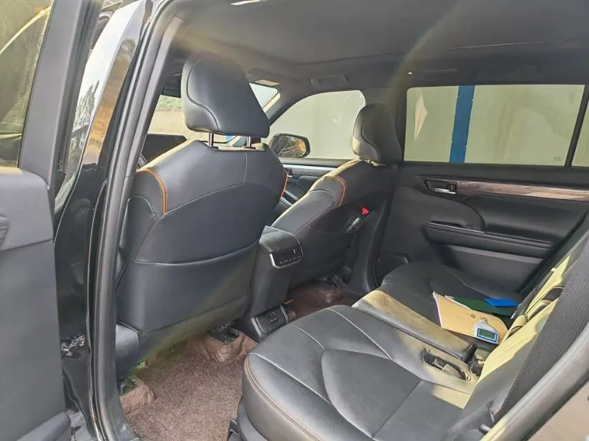 2024 Toyota Crown Kluger 2.5L 189HP L4 E-CVT Hybrid,autocango,china used car exporter,china ev exporter,chinese used car exporter,chinese used ev exporter