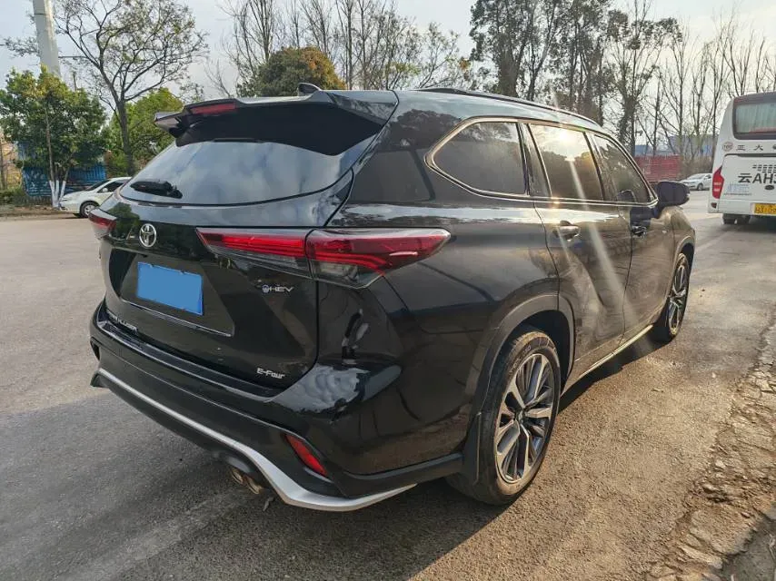 2024 Toyota Crown Kluger 2.5L 189HP L4 E-CVT Hybrid,autocango,china used car exporter,china ev exporter,chinese used car exporter,chinese used ev exporter