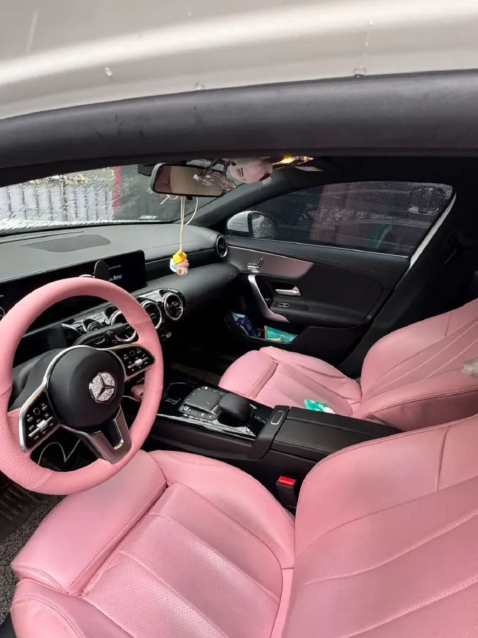 2021 Mercedes-Benz A Class 1.3T 136HP L4 7DCT,autocango,china used car exporter,china ev exporter,chinese used car exporter,chinese used ev exporter