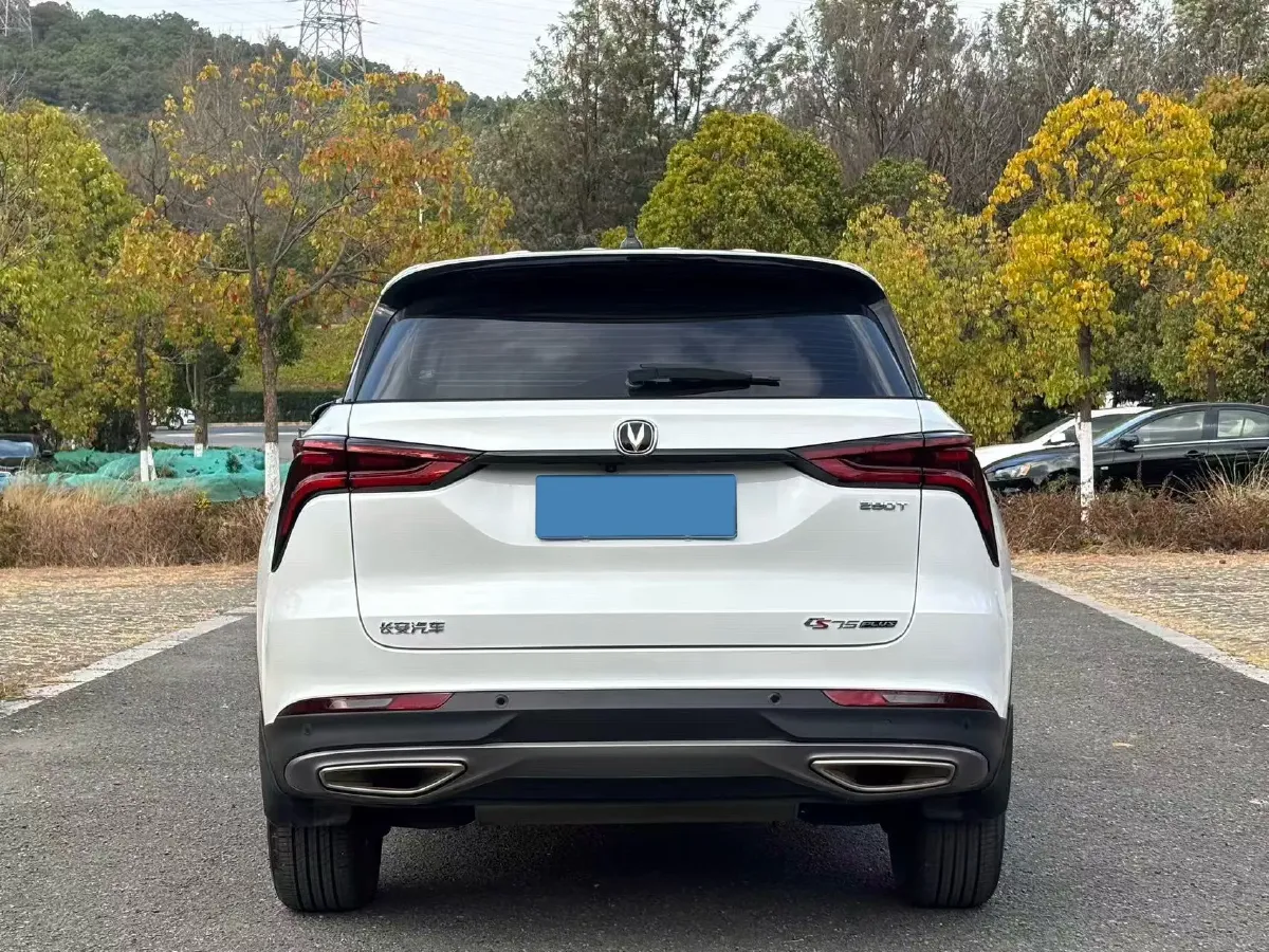 2020 ChangAn CS75 Plus 1.5T 178HP L4 6MT,autocango,china used car exporter,china ev exporter,chinese used car exporter,chinese used ev exporter