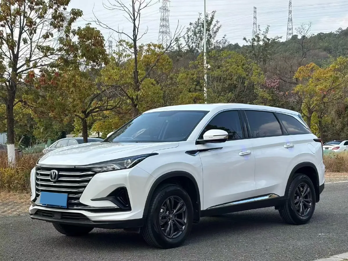2020 ChangAn CS75 Plus 1.5T 178HP L4 6MT,autocango,china used car exporter,china ev exporter,chinese used car exporter,chinese used ev exporter