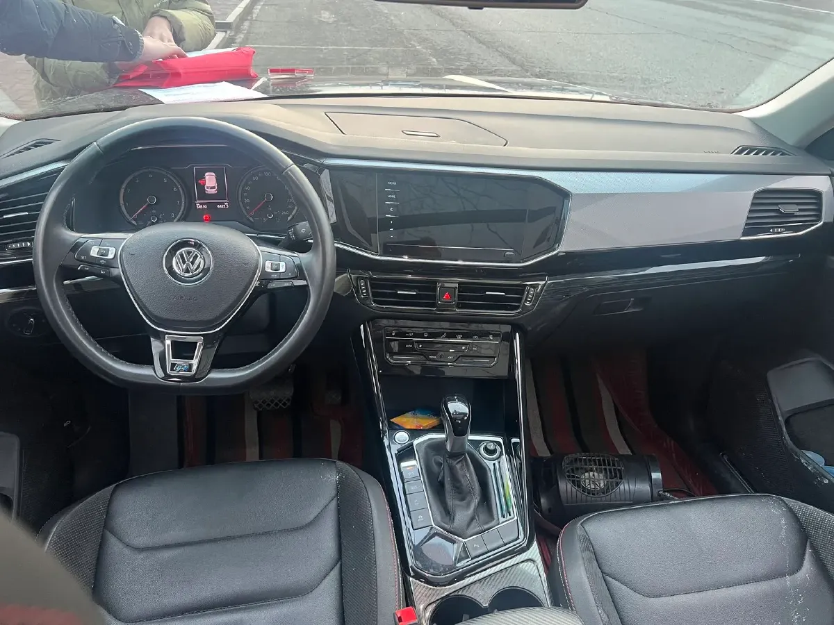 2019 Renault Koleos 2.0L 154HP L4 CVT,autocango,china used car exporter,china ev exporter,chinese used car exporter,chinese used ev exporter