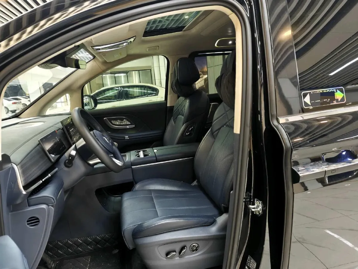 2026 Voyah Dream BEV,autocango,china used car exporter,china ev exporter,chinese used car exporter,chinese used ev exporter